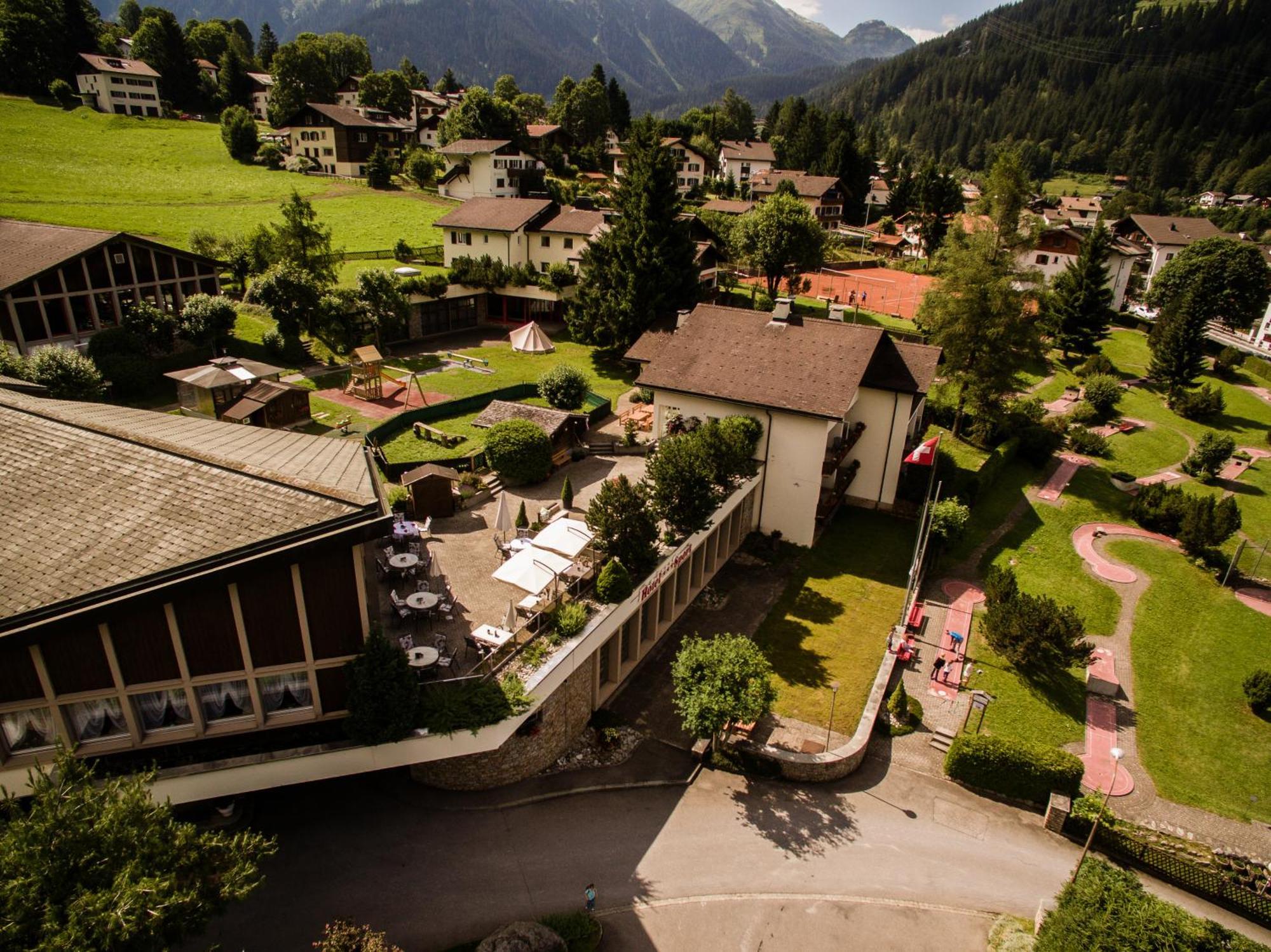Hotel Sport Klosters-Serneus Exterior foto